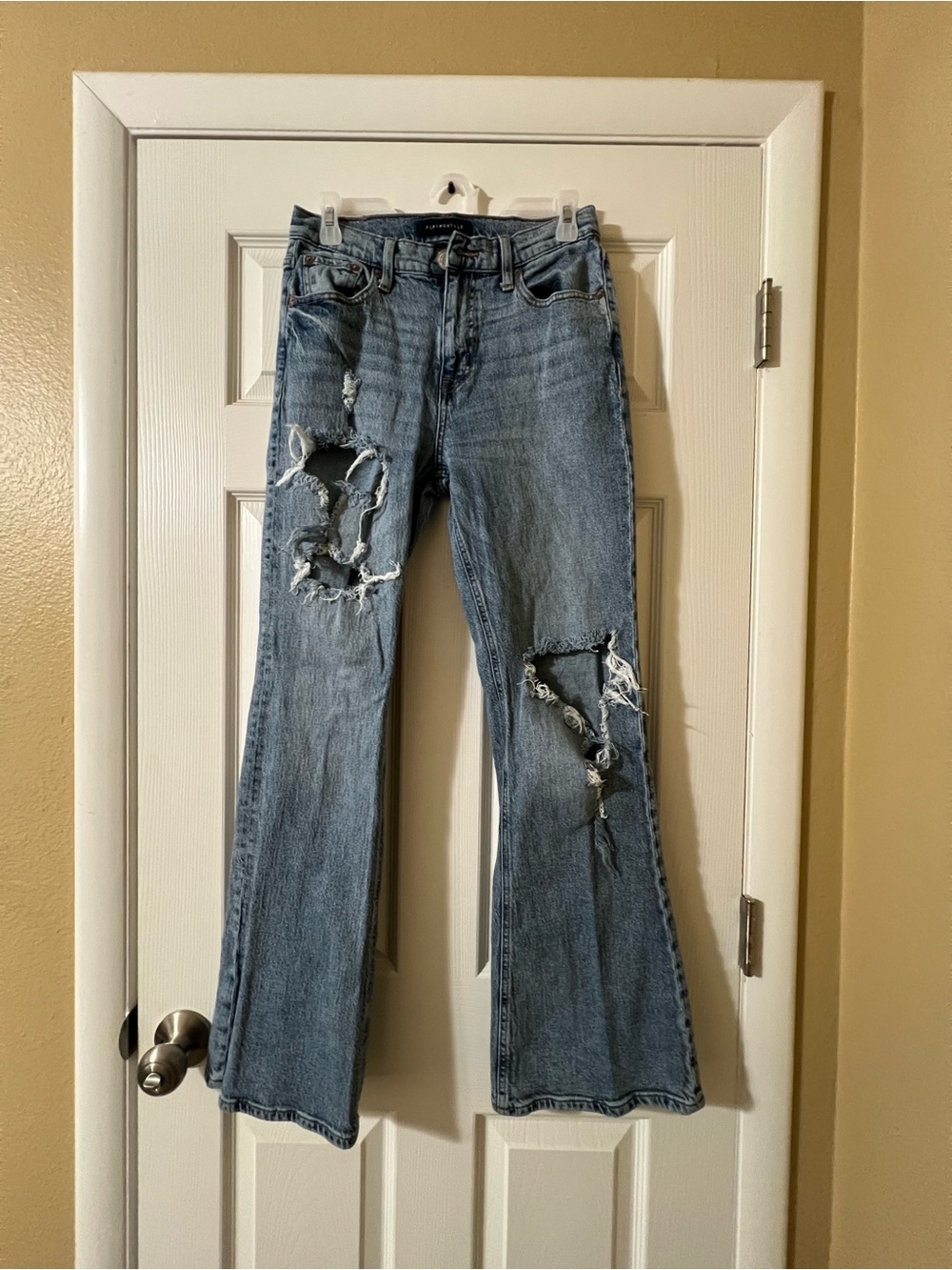 Aeropostale Womens Distressed Light Blue Bootcut Jeans Size 8R